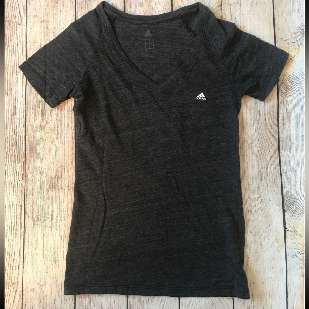 Adidas T-shirt